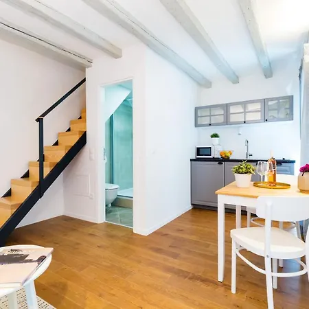 Cozy Montalbano By Irundo Lägenhet Rovinj