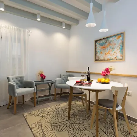 アパート Cozy Montalbano By Irundo *