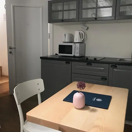 Lägenhet Cozy Montalbano By Irundo *