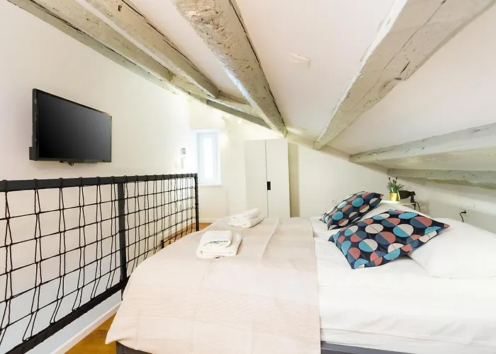 Lejlighed Cozy Montalbano By Irundo