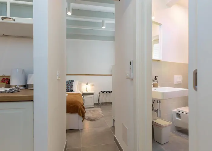 Cozy Montalbano By Irundo * Rovinj