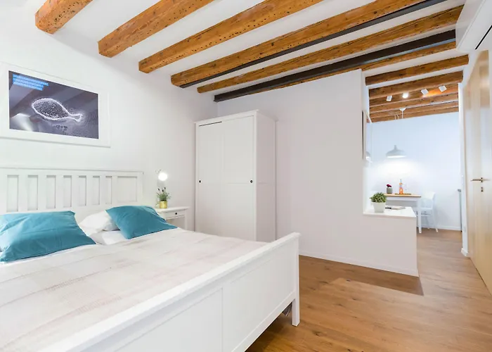 Cozy Montalbano By Irundo Rovinj