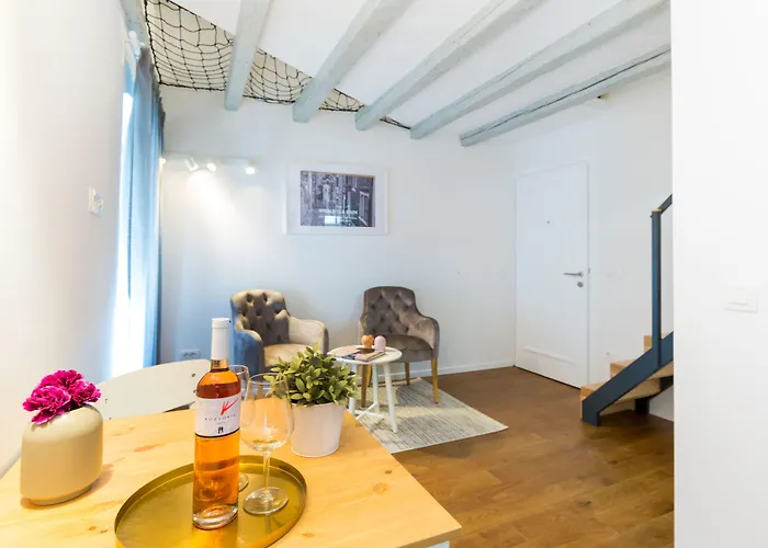 Cozy Montalbano By Irundo