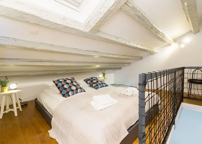 Cozy Montalbano By Irundo *